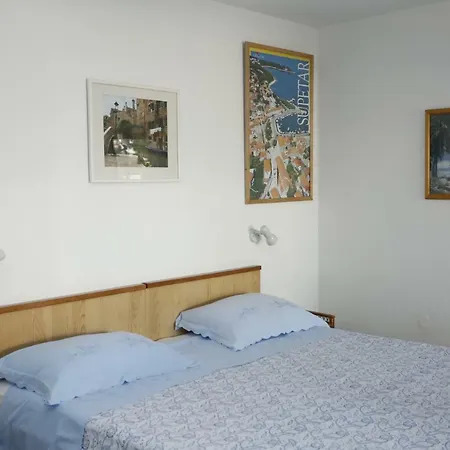 Διαμέρισμα Apartments Jozi - Parking And Grill Supetar