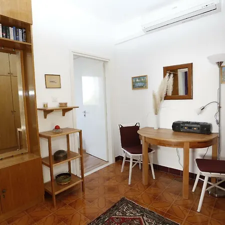 Apartments Jozi - Parking And Grill Διαμέρισμα *
