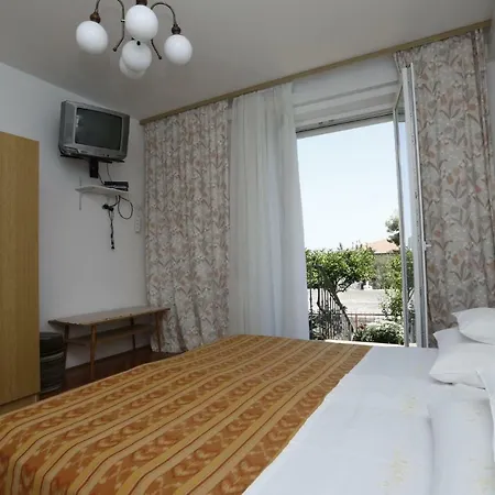 Διαμέρισμα Apartments Jozi - Parking And Grill *