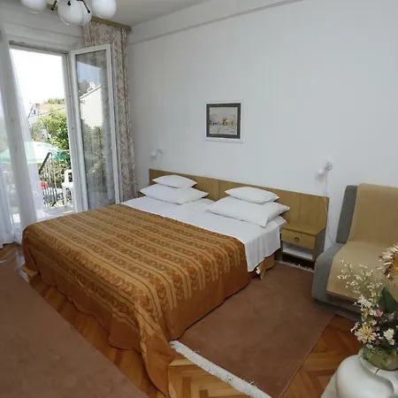 Apartments Jozi - Parking And Grill Διαμέρισμα *