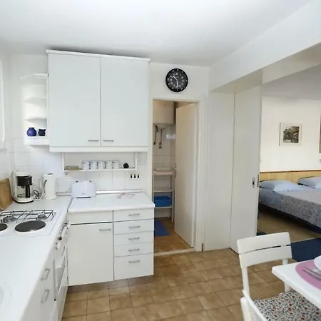 Apartments Jozi - Parking And Grill Διαμέρισμα *